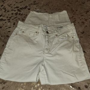 Nicole by Nicole Miller Cream Cropped Pants